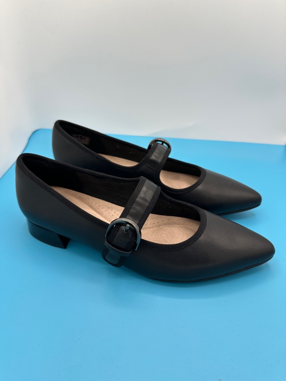 NEW! Clarks Natalya May Black. Womens size 9.5 new in box.